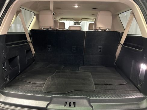 Used 2024 Ford Expedition Max XLT image 25