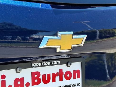 Used 2023 Chevrolet Equinox LS w/ LS Convenience Package FWD image 30
