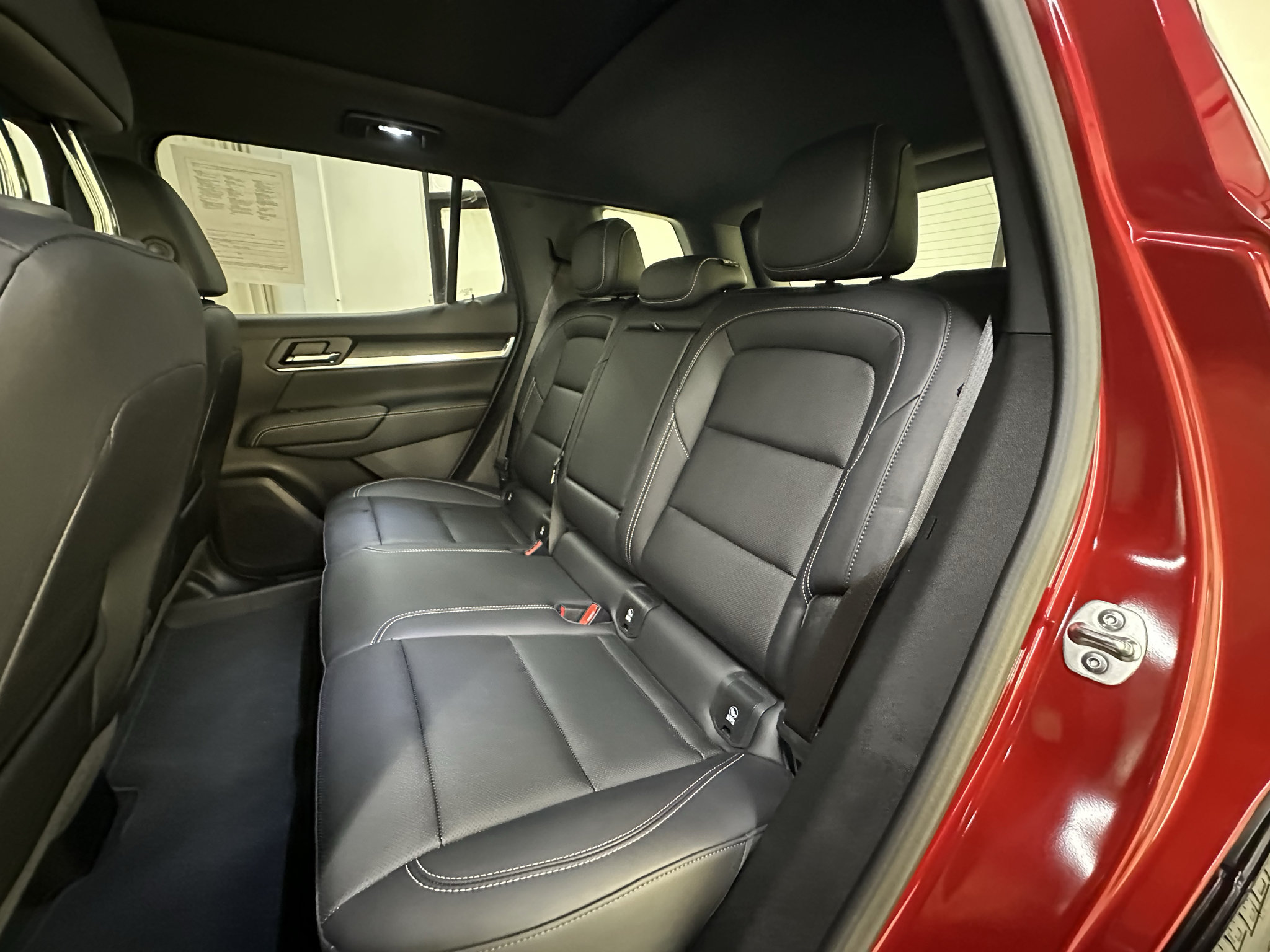 Certified 2025 GMC Terrain Elevation w/ Elevation Premium Package AWD/4WD image 20