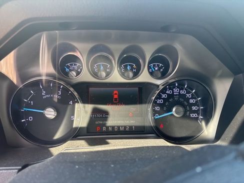 Used 2015 Ford F350 Lariat w/ Lariat Interior Package AWD/4WD image 6