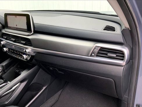Used 2022 Kia Telluride LX AWD/4WD image 14