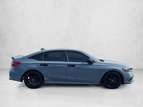 Used 2023 Honda Civic Sport image 4
