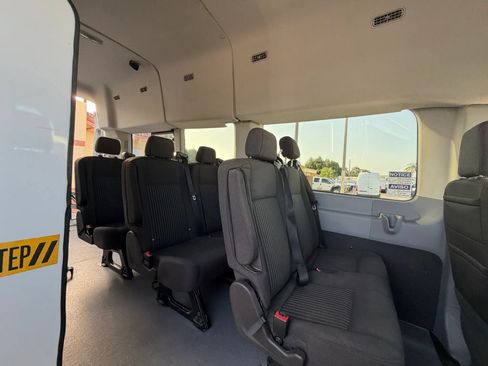 Used 2017 Ford Transit 350 XLT RWD image 11