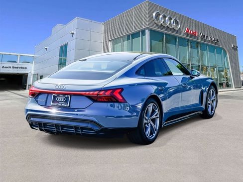 Used 2023 Audi e-tron GT Premium Plus image 4