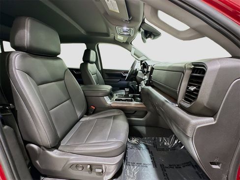 Used 2024 GMC Sierra 1500 SLT w/ SLT Premium Plus Package image 29