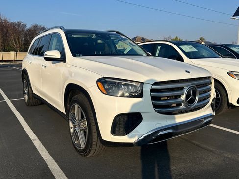 Certified 2024 Mercedes-Benz GLS 450 4MATIC image 2
