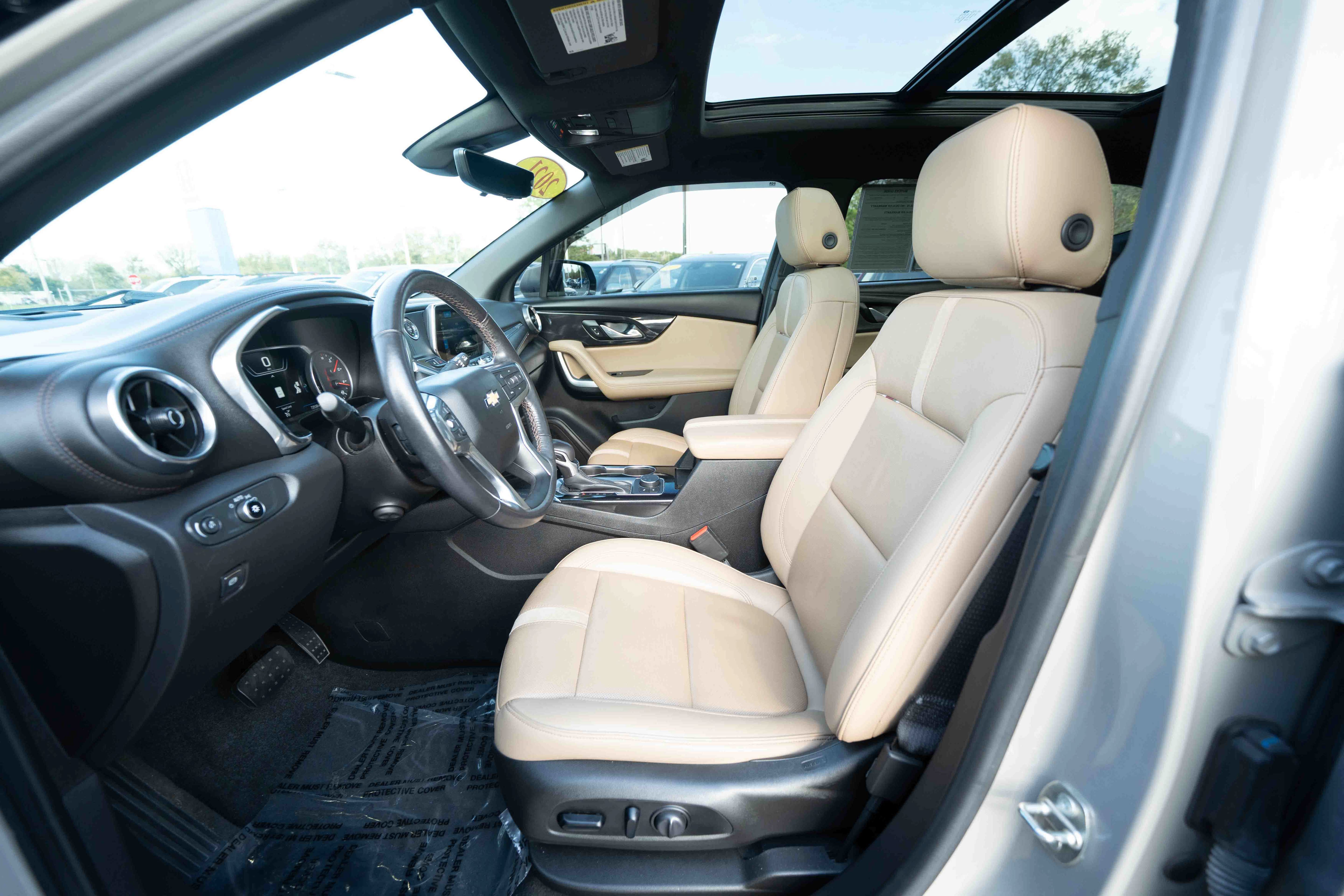 Used 2021 Chevrolet Blazer Premier w/ Driver Confidence II Package FWD image 9