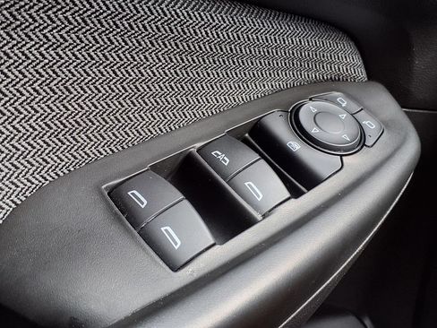 Used 2025 Chevrolet TrailBlazer LT AWD/4WD image 20