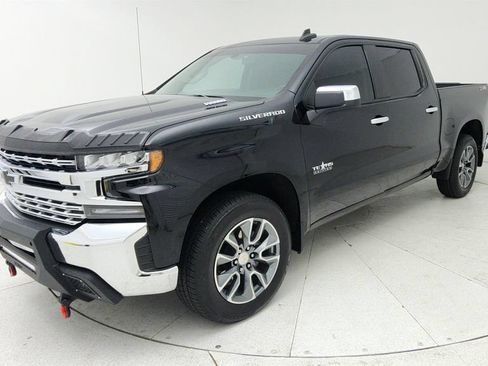 Used 2020 Chevrolet Silverado 1500 LT w/ Texas Edition RWD image 3