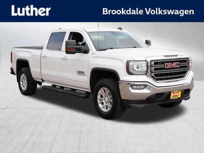 Used 2017 GMC Sierra 1500 SLE w/ Max Trailering Package
