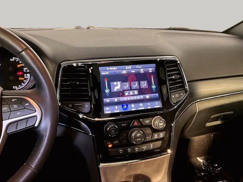 Used 2019 Jeep Grand Cherokee Limited w/ Luxury Group II AWD/4WD image 7
