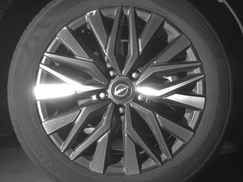 Used 2025 Nissan Altima 2.5 SV image 13