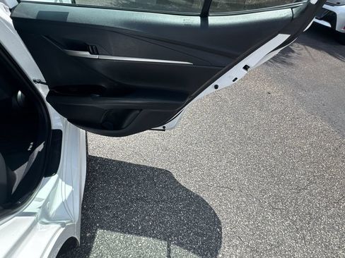 Used 2025 Toyota Camry SE FWD image 16