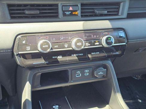 Certified 2023 Honda Pilot EX-L image 25