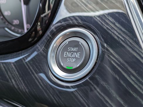 Certified 2024 Cadillac XT6 Premium Luxury image 30