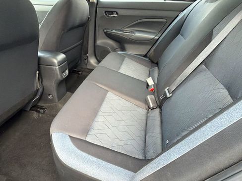 Used 2023 Nissan Versa SV image 16