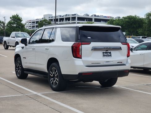 Used 2023 GMC Yukon AT4 AWD/4WD image 4