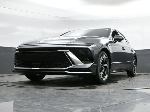 New 2026 Hyundai Sonata SEL FWD image 25