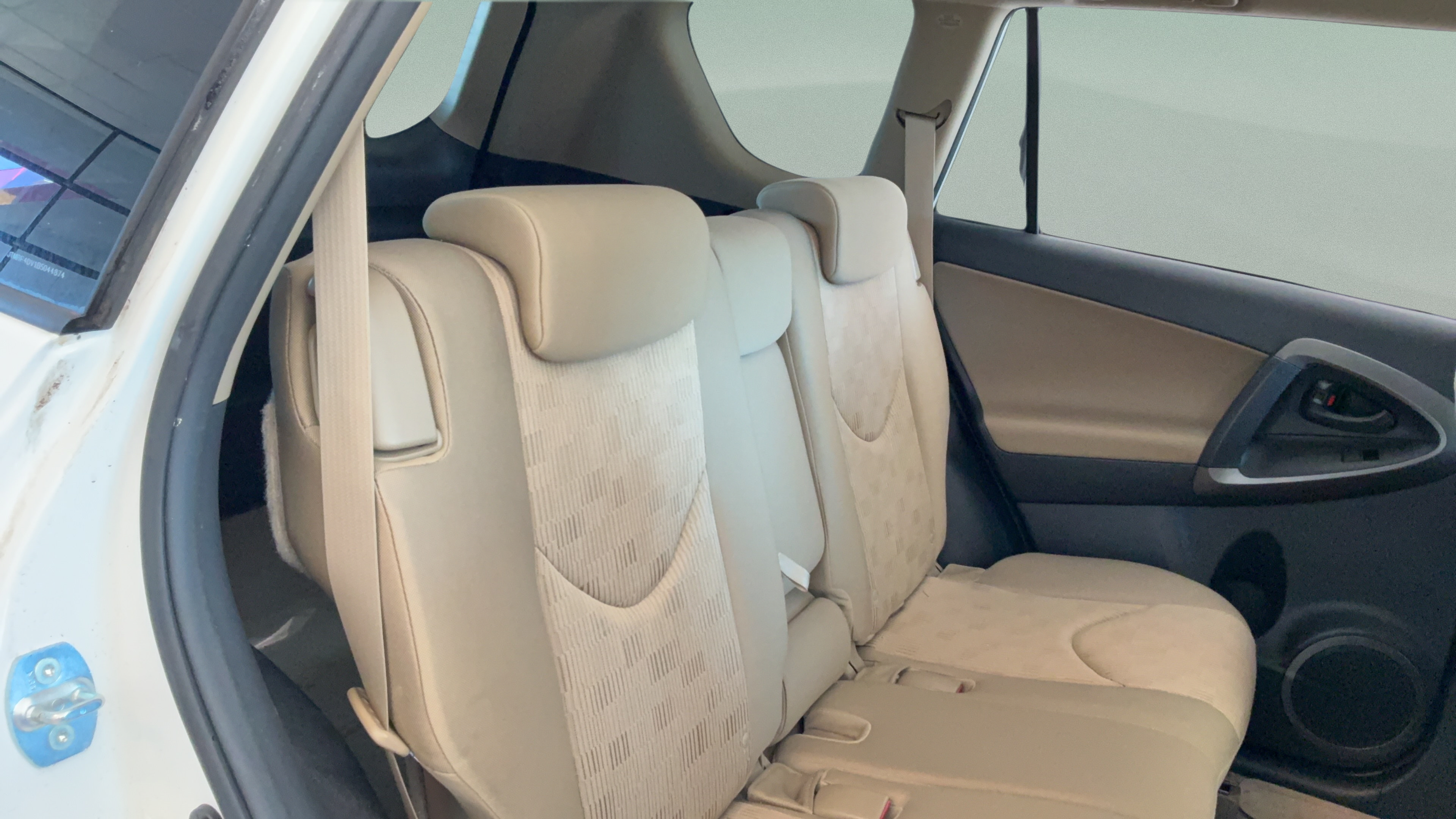 Used 2011 Toyota RAV4 4WD w/ Base L4 Extra Value Pkg image 28