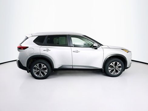 Used 2023 Nissan Rogue SV w/ SV Premium Package image 10