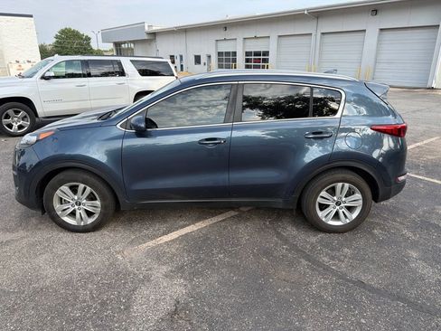 Used 2018 Kia Sportage LX w/ LX Popular Package FWD image 5