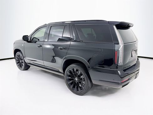 Used 2026 Cadillac Escalade Platinum Sport w/ LPO, ONYX Package image 6