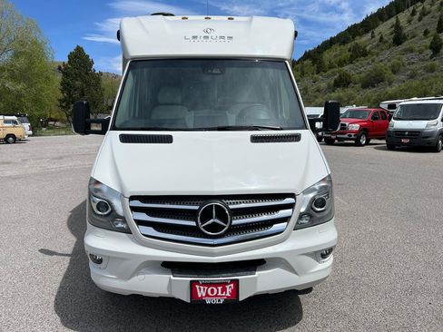 Used 2016 Mercedes-Benz Sprinter 3500 image 8