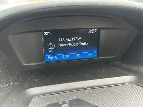 Used 2018 Ford Escape SE image 17