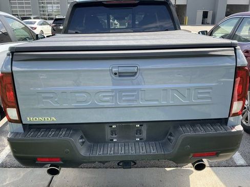 Used 2024 Honda Ridgeline Black Edition image 7