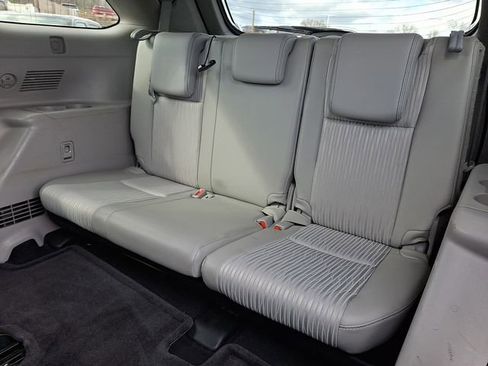 Used 2014 Toyota Highlander LE image 14