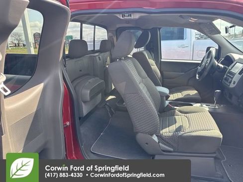 Used 2020 Nissan Frontier SV w/ SV Utility Package image 7