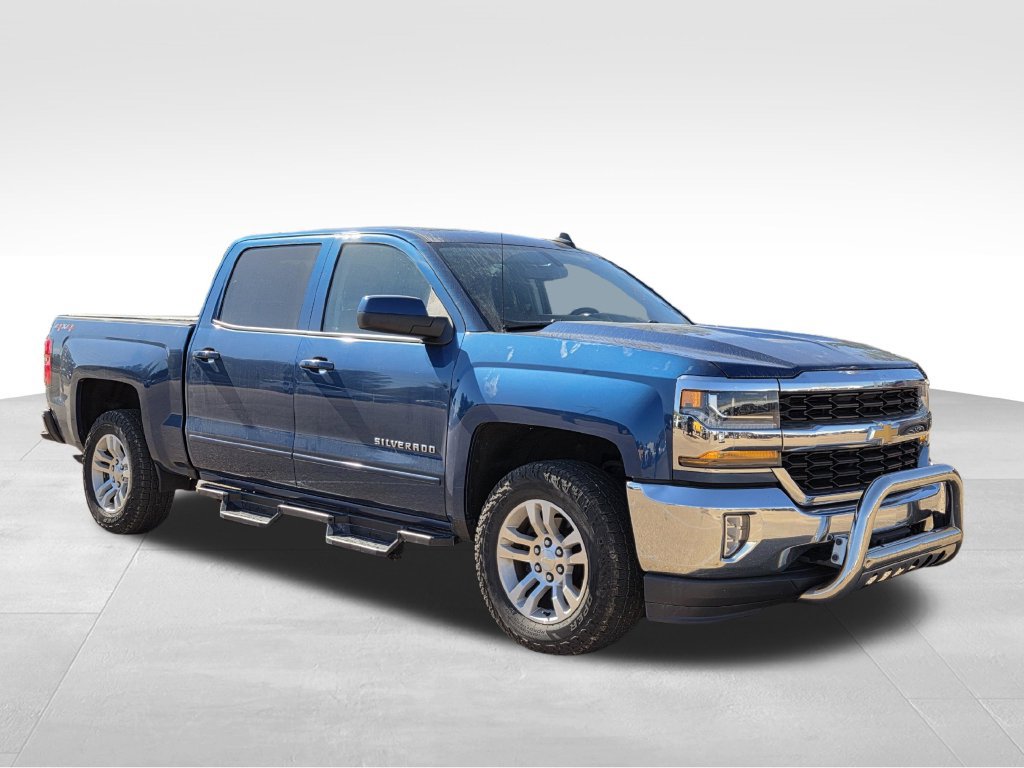 Used 2018 Chevrolet Silverado 1500 LT w/ All Star Edition AWD/4WD image 4