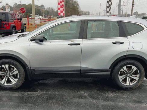 Used 2019 Honda CR-V LX image 5