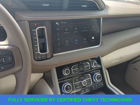 Used 2024 GMC Yukon XL Denali w/ Advanced Technology Package image 35