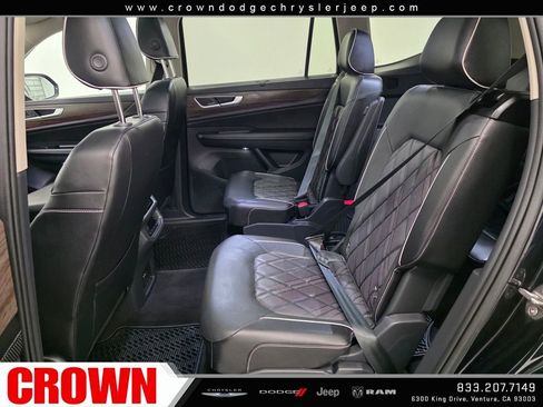 Used 2024 Volkswagen Atlas SEL Premium R-Line image 23