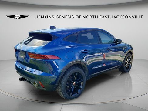 Used 2023 Jaguar E-PACE SE AWD/4WD image 2