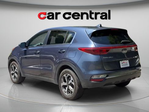 Used 2020 Kia Sportage LX AWD/4WD image 3