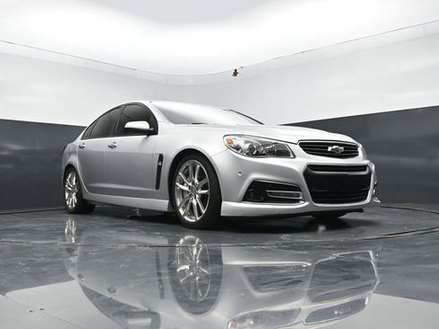 Used 2015 Chevrolet SS RWD image 38