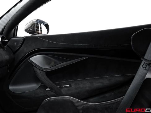 Used 2021 McLaren 765LT RWD image 35