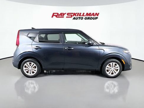 Used 2020 Kia Soul LX FWD image 8