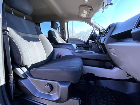 Used 2017 Ford F150 XL w/ Equipment Group 101A Mid image 16