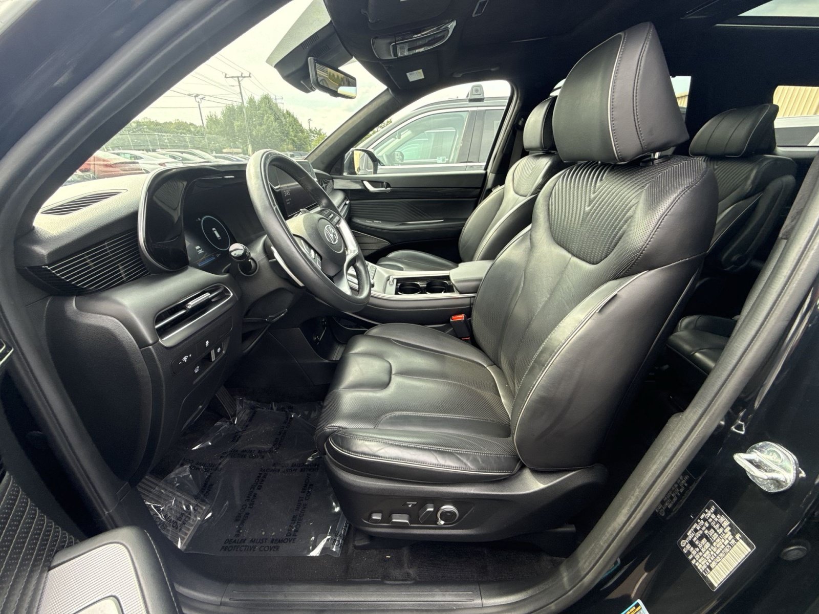 Certified 2024 Hyundai Palisade Calligraphy FWD image 13