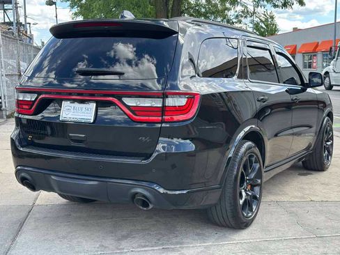 Used 2023 Dodge Durango R/T w/ Hemi Orange Plus Package AWD/4WD image 5