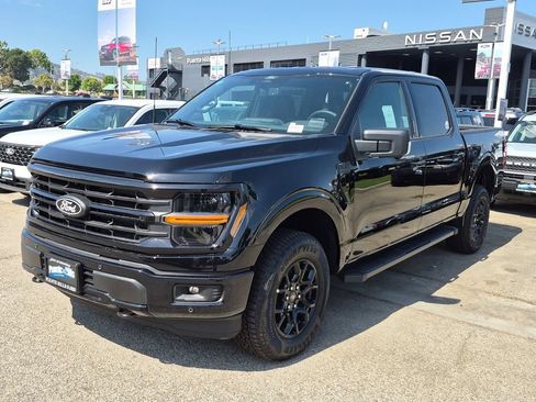 New 2026 Ford F150 XLT w/ Equipment Group 302A MID AWD/4WD image 3