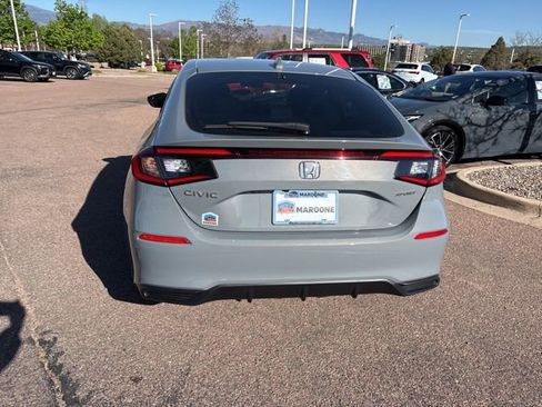 Used 2025 Honda Civic Sport image 26
