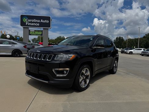 Used 2020 Jeep Compass Limited FWD image 1
