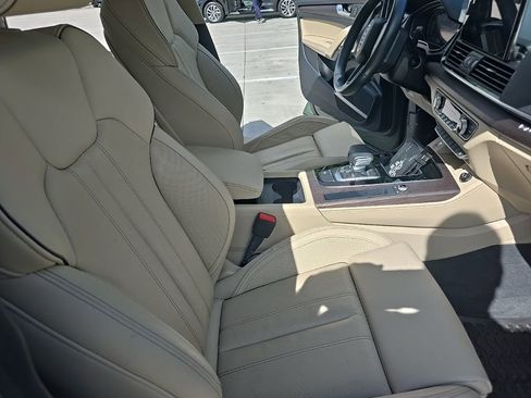 Used 2023 Audi Q5 2.0T Premium Plus w/ Premium Plus Package AWD/4WD image 11