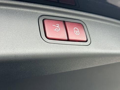 Certified 2025 Mercedes-Benz AMG GT 63 image 22