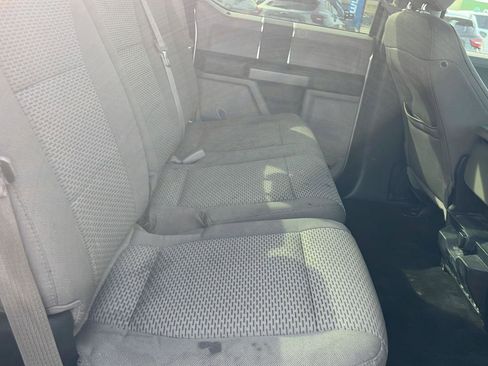 Used 2015 Ford F150 XLT AWD/4WD image 27