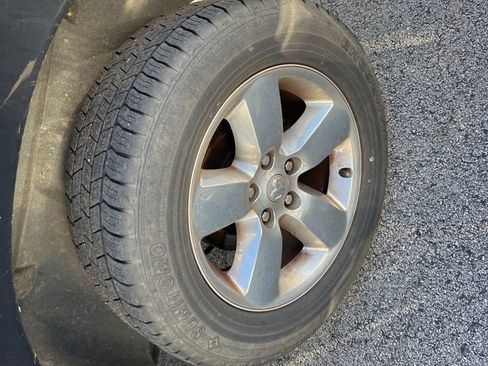 Used 2016 RAM 1500 Lone Star image 4